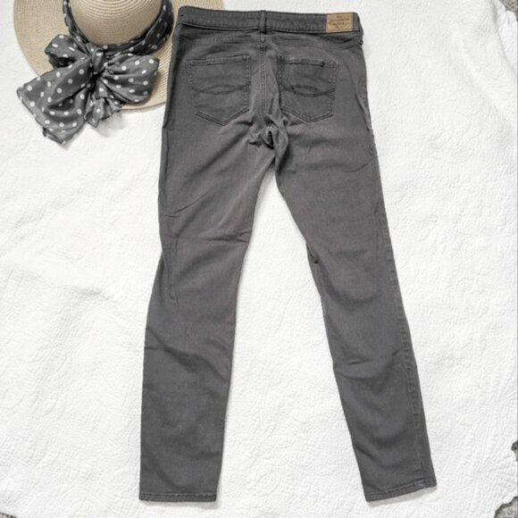 Abercrombie & Fitch Women's Neutral Jegging Jeans Grey Lightweight Denim Size 6 - Picture 8 of 13